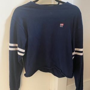 Cropped long sleeve shirt